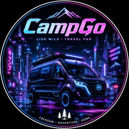 Sticker Premium CampGo Cyberpunk 20x20 cm – Van Futuriste Néons Bleu Violet Vanlife Sci-Fi